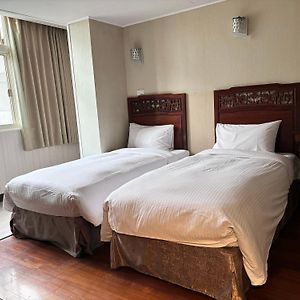 Standard Zimmer mit zwei Einzelbetten